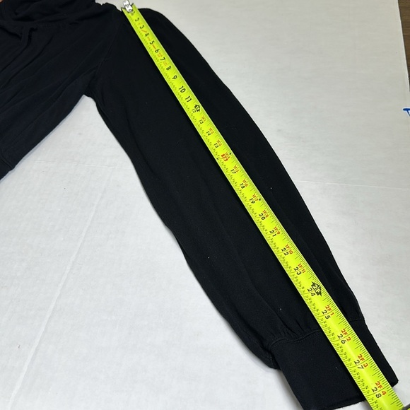 Free People Women’s Size Medium Black Mock Neck Front Open Slit Long Sleeve - Picture 11 of 11